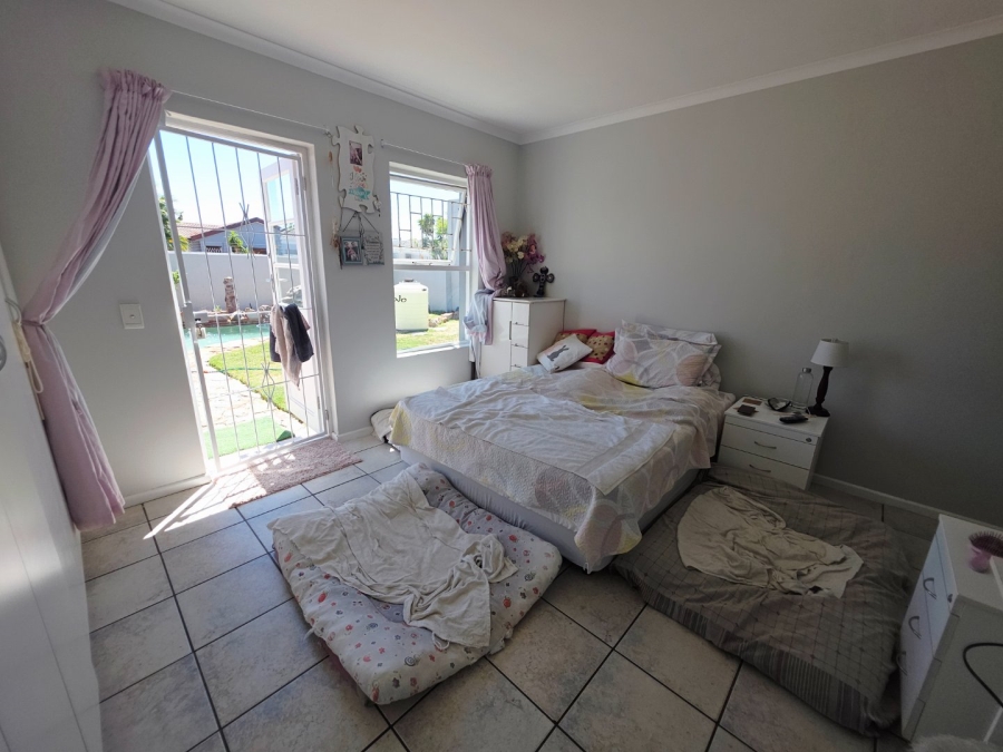 3 Bedroom Property for Sale in Parklands Western Cape